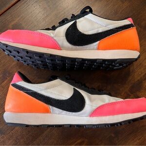 Nike Daybreak Summit Womens Shoes 8.5 Pink Black White Orange Running DJ5996-100